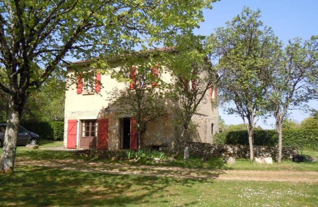 46g1370 - Berganty - Gîte