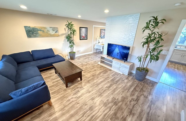 4BR Spacious Fremont Home for Families, Near Silicon Valley & Parks