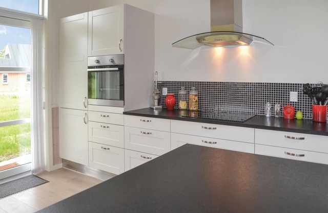 5 bedroom accommodation in Skjern