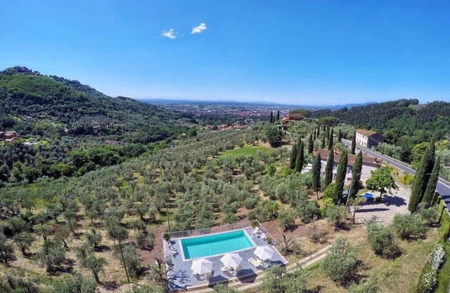 5 bedroom Tuscany villa rental