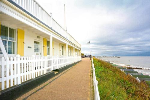 5 East Cliff