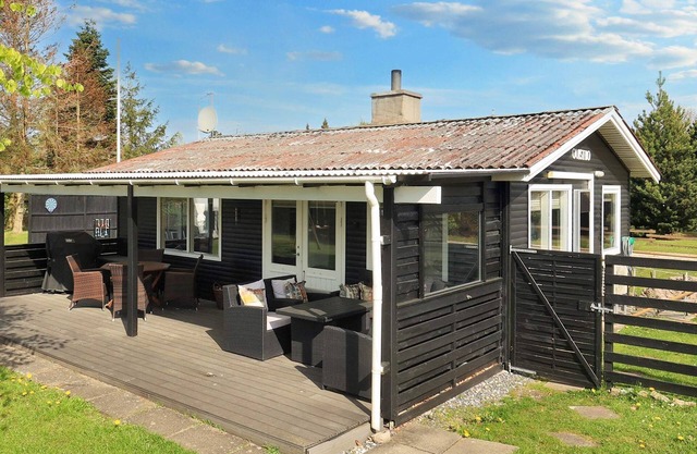 6 person holiday home in Hadsund-By Traum