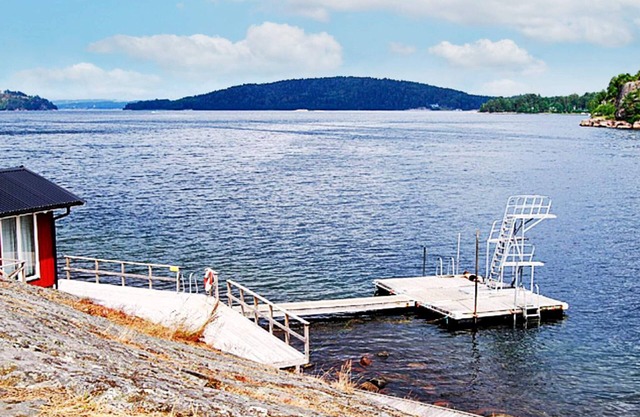 7 person holiday home in HENÅN