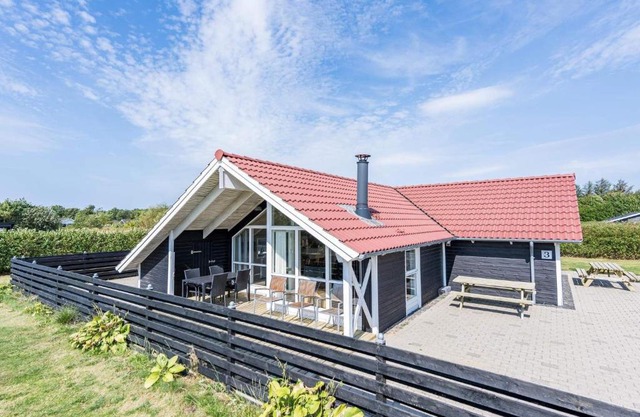 8 person holiday home in Hemmet