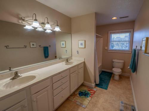 8700 - Southern Seasons