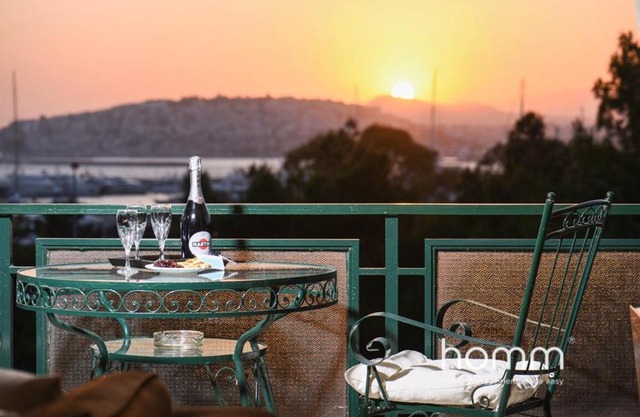 95m² homm Spectacular Flisvos Marina Sea View Flat