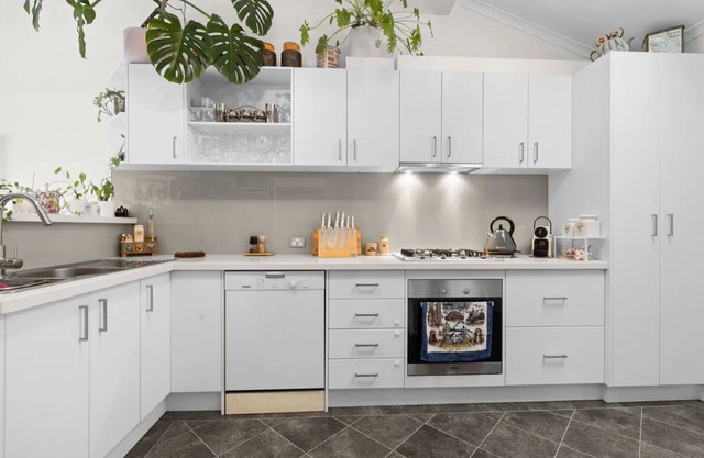 A leafy retreat only a skip and jump away from the lively city of Boxhill.