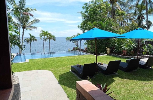 Absolute Beachfront Private 3 bedroom Villa with Pool on 1200m2 of Tropical Land