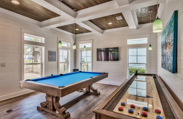 ACROSS Str. BEACH! Golf Cart+CHILL PILL+PrivPool+6 King suites+Free Chair Srvc 6