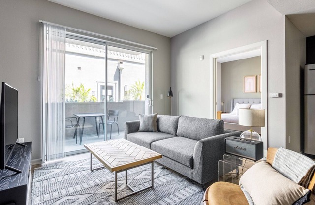 Adorable Culver City 1BR w/W/D, Gym, Pool, Walk to Shops, by Blueground