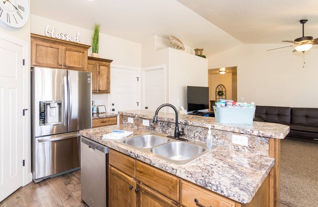 Affordable Family Getaway- 90 minutes to Yellowstone