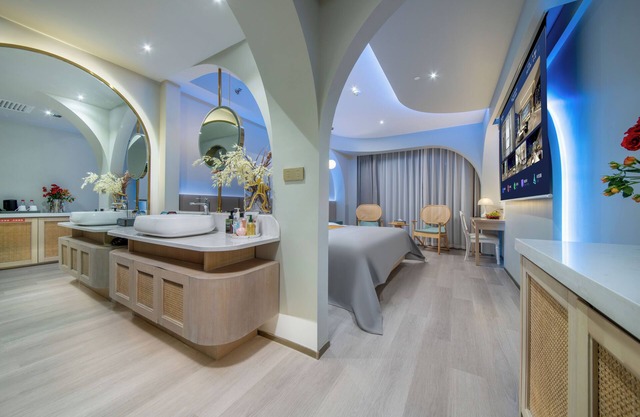 AI Lives In The Future Hotel（Xi'an High tech Zone Science and Technology Second Road Subway Station）