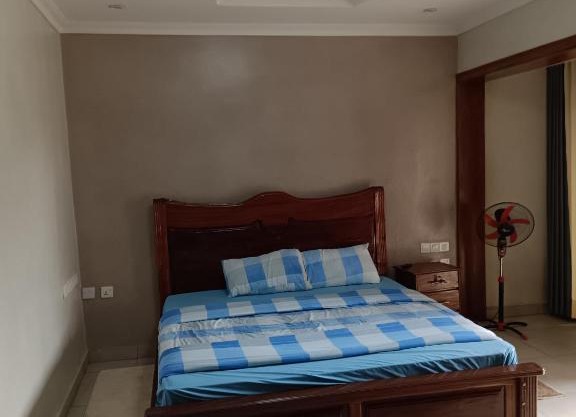 Airport Villa Suites