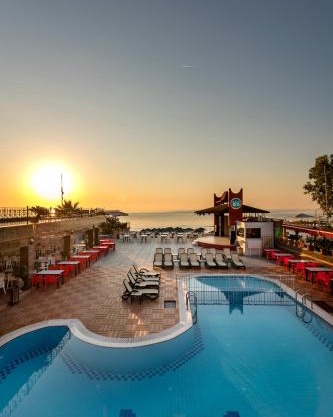 Aleria Belport Beach Hotel