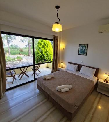 Alexandra Apartment 1