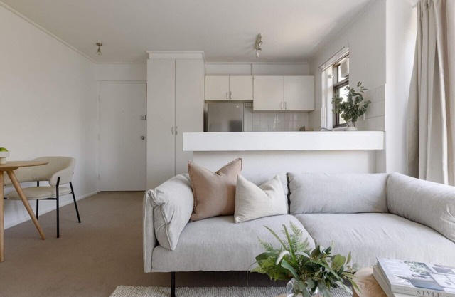 Alfred Crescent, Fitzroy North