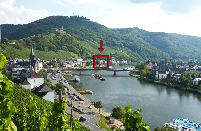 'Am Bernkasteler Moselufer', vacation apartment next to the river Mosel