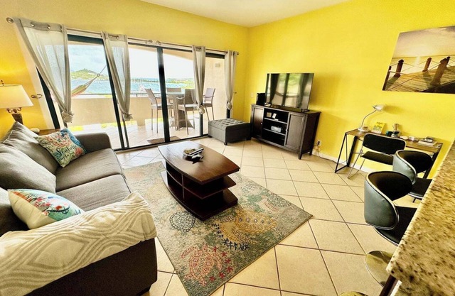 Amazing View: 1 Bed/1 Bath Villa on Red Hook strip