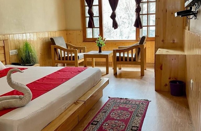 Amar Villa Manali