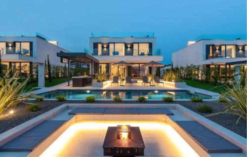 Amazing Home In Nova Vas With Sauna