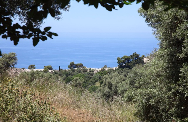 An old completely renovated indepedent house