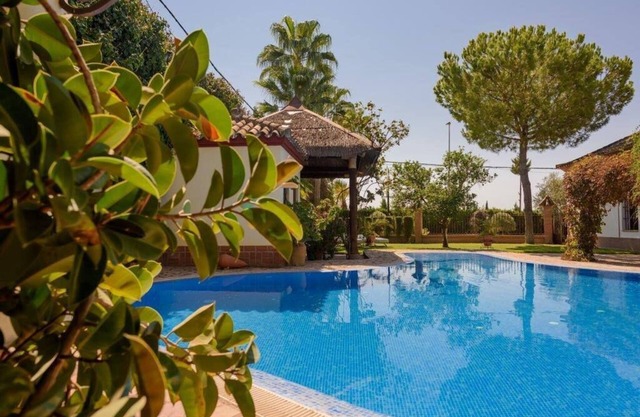 ★Andalusian Villa w/Pool, Garden & Barbecue★