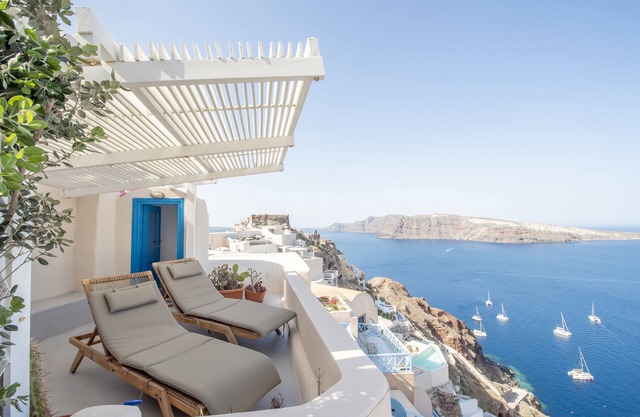 Anemi House & Villas