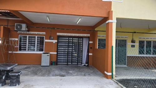 Anjung Vacation Home No 70