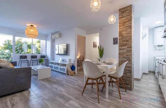 Apartamento 1 en Estadio Sevilla, 6 plazas y metro