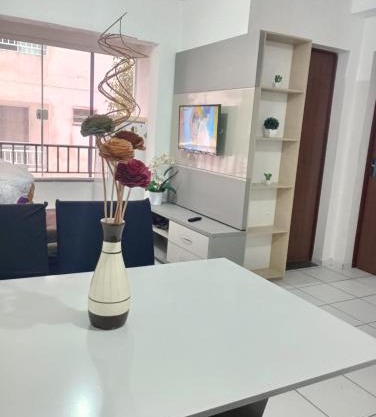 Apartamento 2 km da praia do Aracagir,próx da av dos holandeses Cond bella Cintra prime