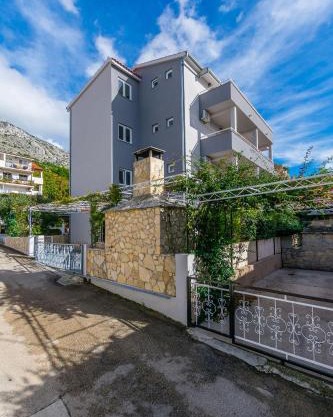 Apartment Anica