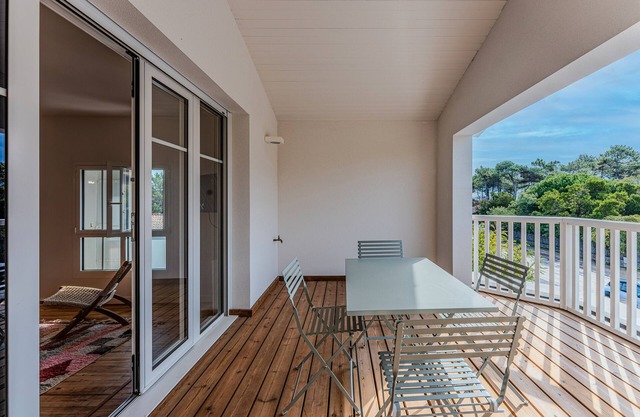 Apartment 'Cap Ferret Centre Réf 128' with Balcony and Wi-Fi