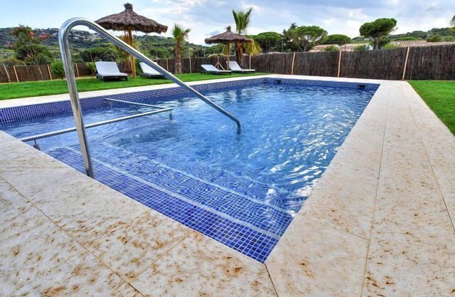 Apartment La Pallisa inside Masia Cal Ros for 7 people