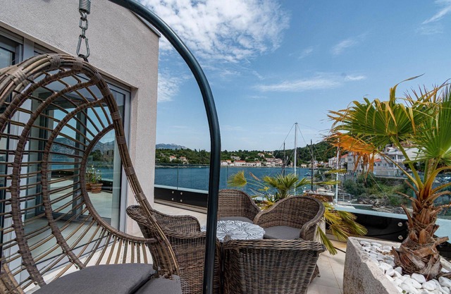 Apartment for 5 persons + 1 child approx. 40 m² in Racisce, Dalmatia (Dubrovnik-Neretva)