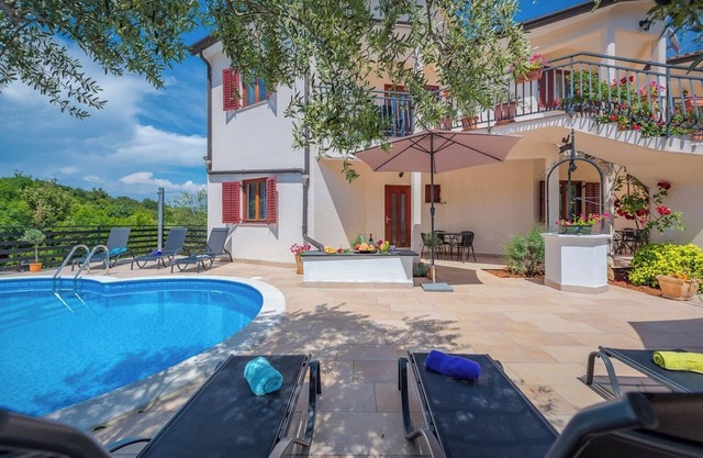 Apartment in Drenje with Sea View Terrace