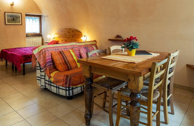 Apartment in Riva Di Solto with Little Garden