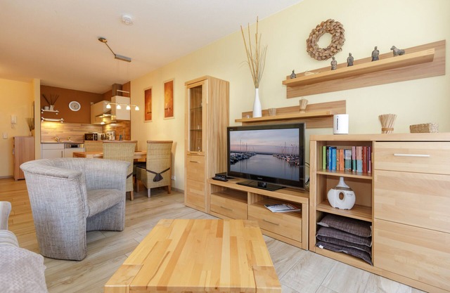 Apartment near the beach at the marina