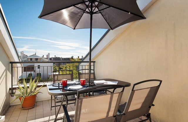 Apartment 'Rosamarina 227' with Private Terrace, Wi-Fi and Air Conditioning