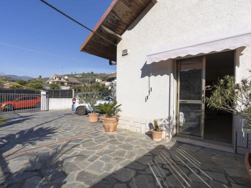 Apartment Valentina by Interhome