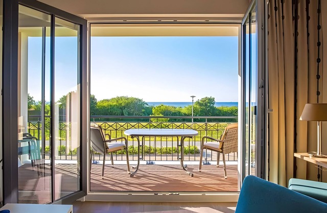 Apartment 'Waterkant 180 Grad' with Sea View, Private Terrace and Wi-Fi