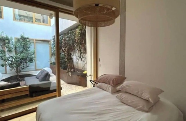 Apartment with terrace in the center of Paris