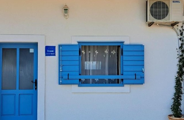 Apartments by the sea Igrane, Makarska - 21577