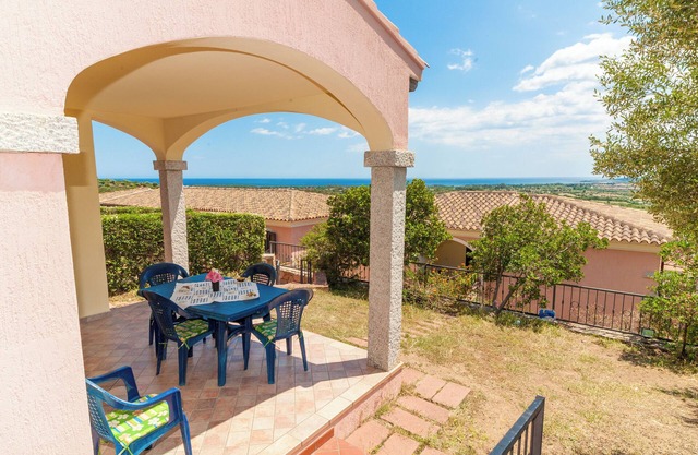 Apartments with spectacular views of Budoni Bay 3 min. from the sea-4 places