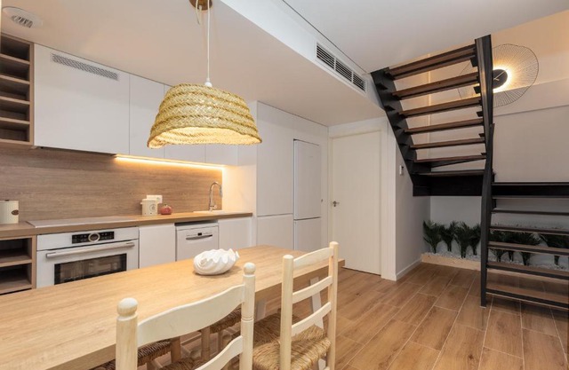 ApartUP Opera Loft Love