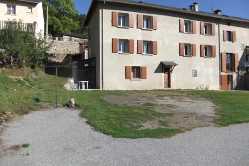 Appartement chaleureux avec véranda