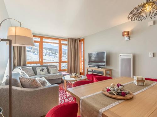 Appartement moderne 4 pièces avec piscine, spa, parking et accès direct aux pistes - FR-1-352-65