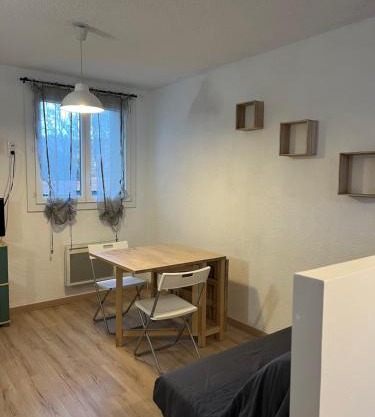 Appartement moderne & chaleureux