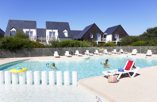 Appartement proche de la plage + accès piscine