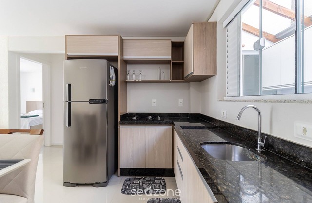 Apt w Balcony in a Privileg Location in BC Bfh0101