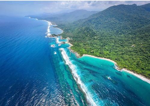 Arrecifes Refugio Natural